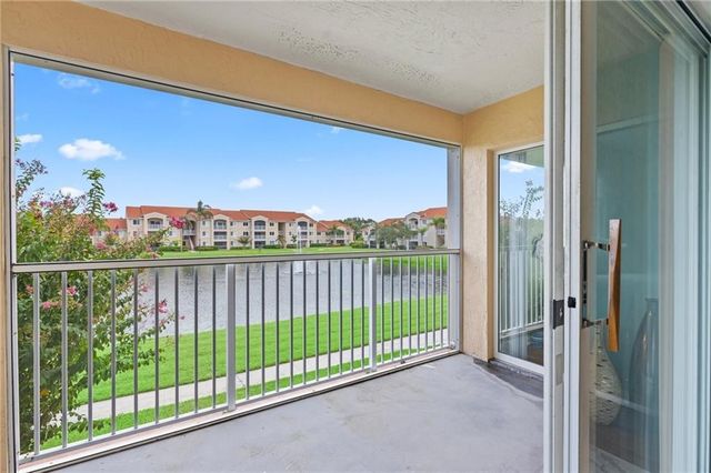 1640 N 42nd Circle 208, Vero Beach, FL 32967