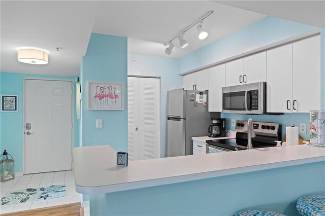 1640 N 42nd Circle 208, Vero Beach, FL 32967