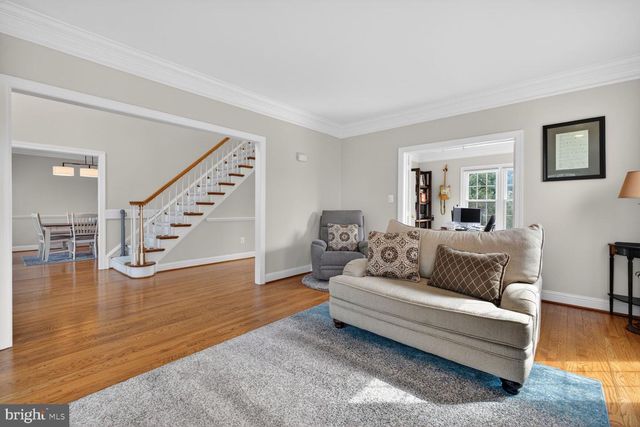 10713 CLOVERBROOKE DR, Potomac, MD 20854