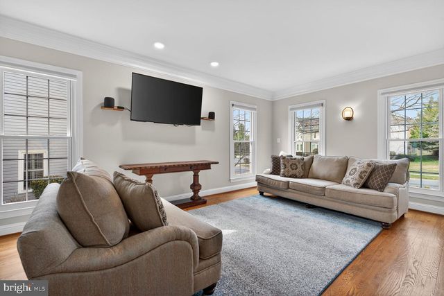 10713 CLOVERBROOKE DR, Potomac, MD 20854