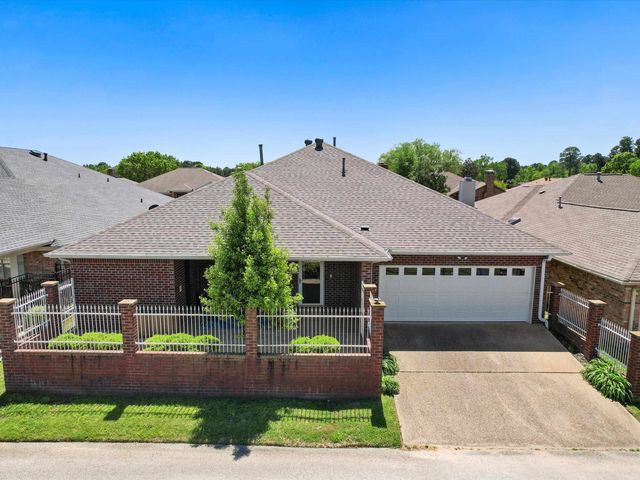 6 Friendswood Dr., Longview, TX 75605