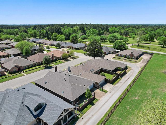 6 Friendswood Dr., Longview, TX 75605