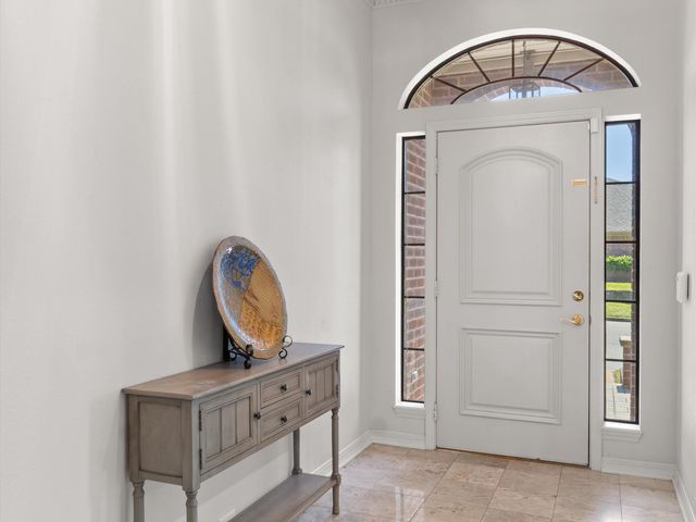 6 Friendswood Dr., Longview, TX 75605