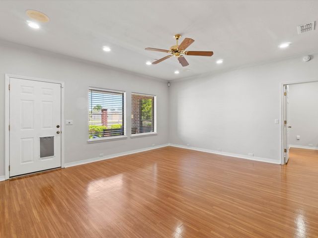 6 Friendswood Dr., Longview, TX 75605