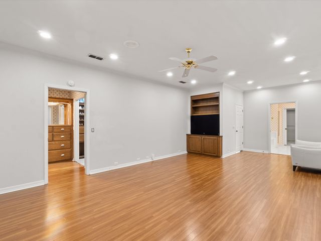 6 Friendswood Dr., Longview, TX 75605