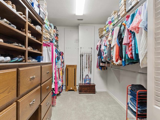 6 Friendswood Dr., Longview, TX 75605