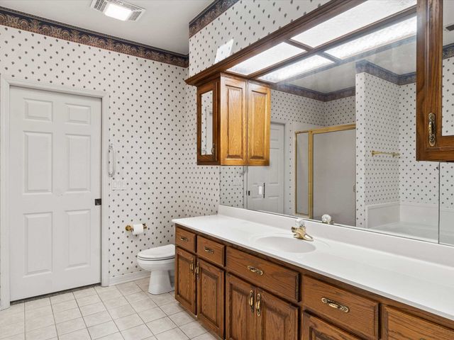 6 Friendswood Dr., Longview, TX 75605