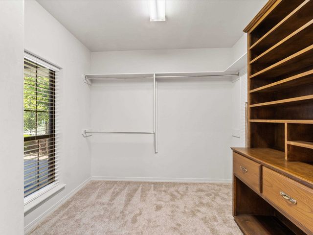 6 Friendswood Dr., Longview, TX 75605