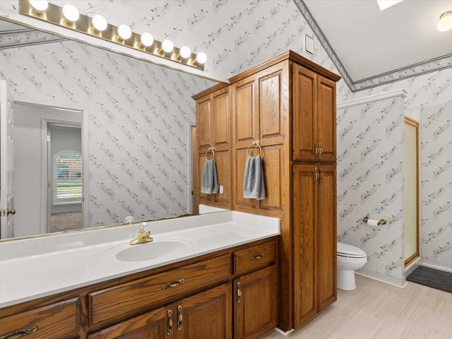 6 Friendswood Dr., Longview, TX 75605