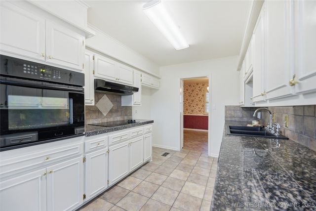 4810 S Joplin Avenue, Tulsa, OK 74135