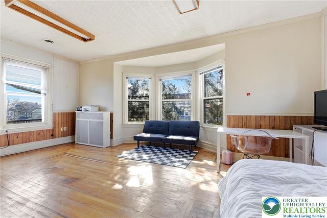 2786 Stadium Drive, South Whitehall Twp, PA 18069