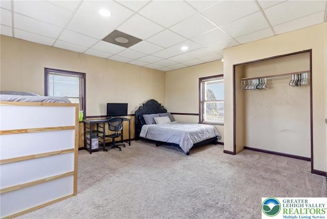 2786 Stadium Drive, South Whitehall Twp, PA 18069