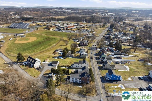 2786 Stadium Drive, South Whitehall Twp, PA 18069