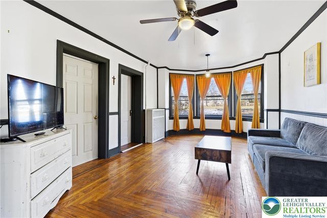 2786 Stadium Drive, South Whitehall Twp, PA 18069