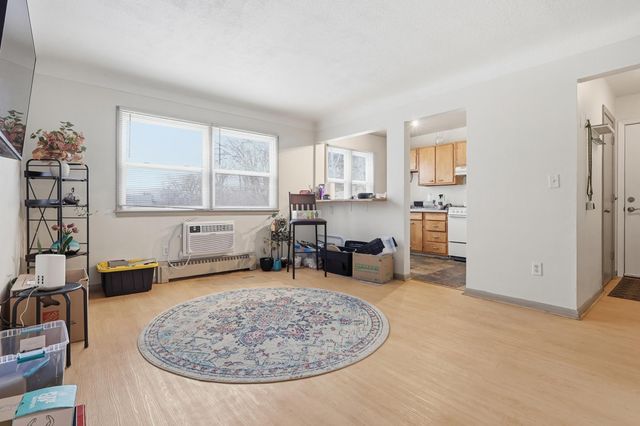 149 Morton Street E, Saint Paul, MN 55107