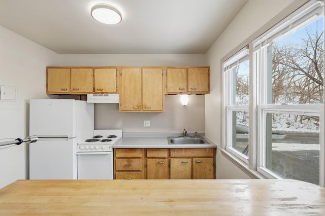 149 Morton Street E, Saint Paul, MN 55107