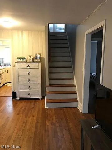 450 Bell Street, Chagrin Falls, OH 44022