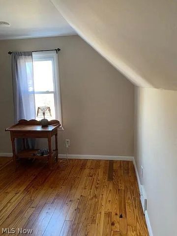 450 Bell Street, Chagrin Falls, OH 44022