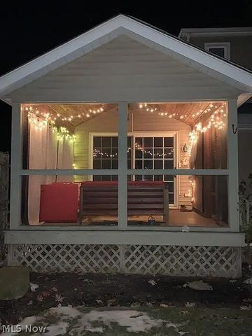 450 Bell Street, Chagrin Falls, OH 44022