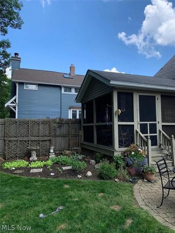 450 Bell Street, Chagrin Falls, OH 44022