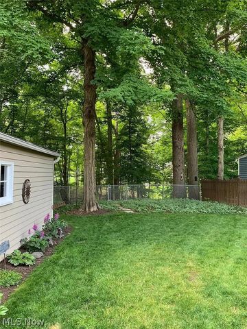 450 Bell Street, Chagrin Falls, OH 44022