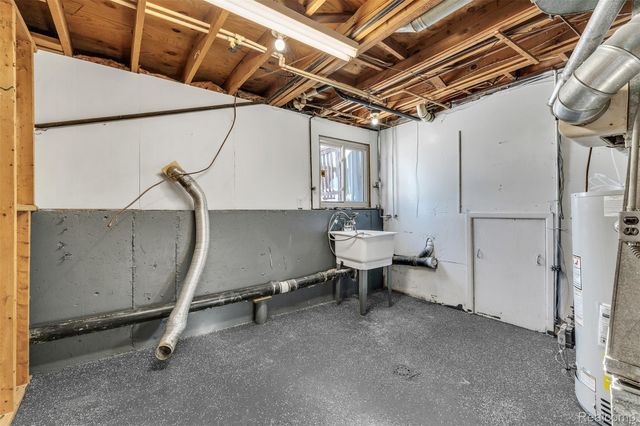 3410 Van Zandt Road, Waterford Charter Township, MI 48329