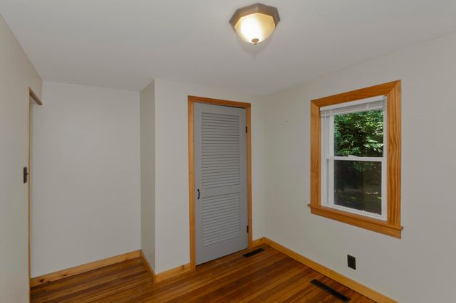 3 Field St, Southwick, MA 01077