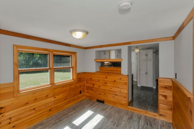 3 Field St, Southwick, MA 01077