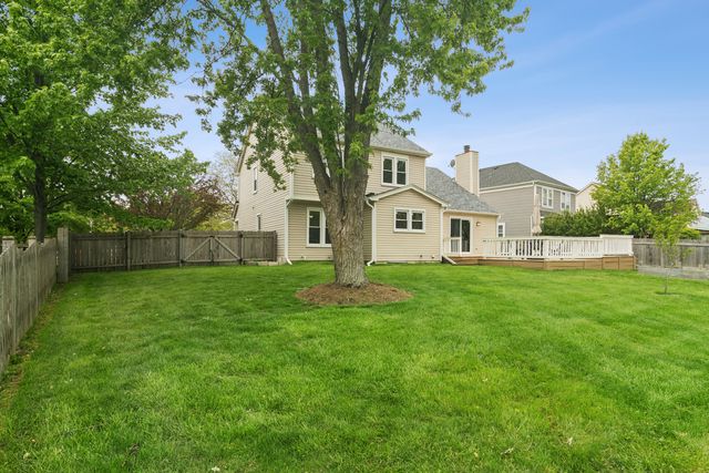 4255 OAK KNOLL Lane, Hoffman Estates, IL 60192