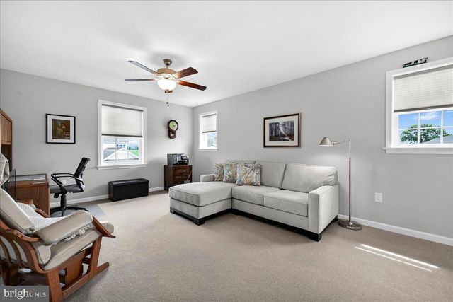 718 STONE CREEK RD, Lancaster, PA 17603