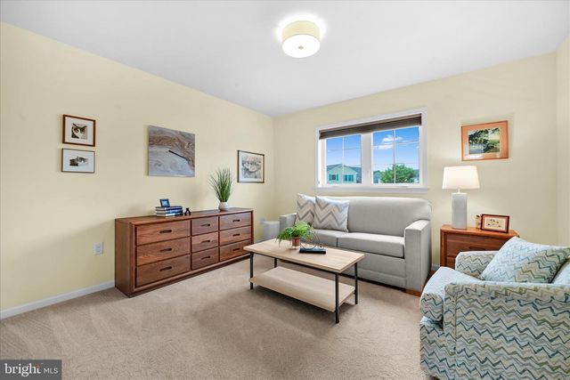 718 STONE CREEK RD, Lancaster, PA 17603
