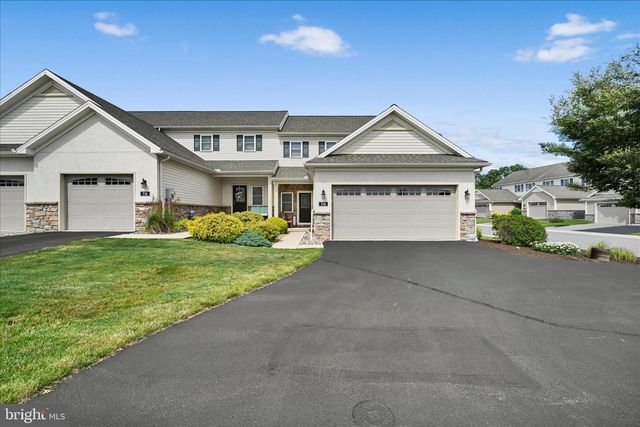 718 STONE CREEK RD, Lancaster, PA 17603