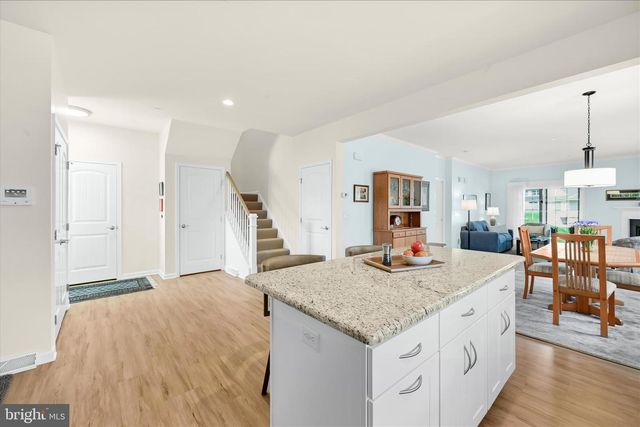 718 STONE CREEK RD, Lancaster, PA 17603