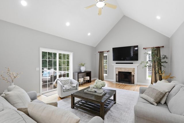 15 Northland Road, Windham, NH 03087