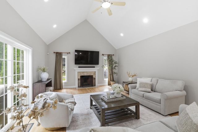 15 Northland Road, Windham, NH 03087