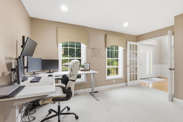 15 Northland Road, Windham, NH 03087