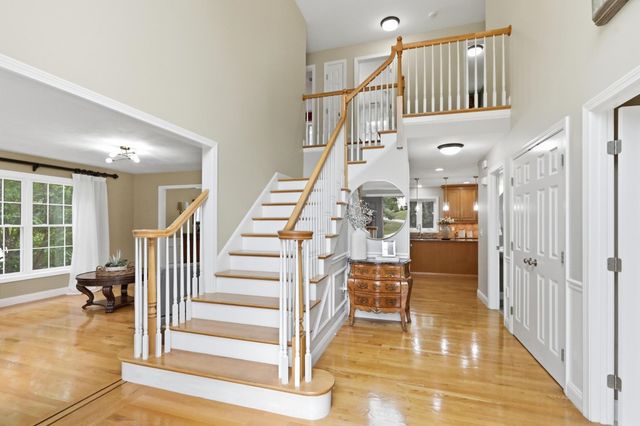 15 Northland Road, Windham, NH 03087