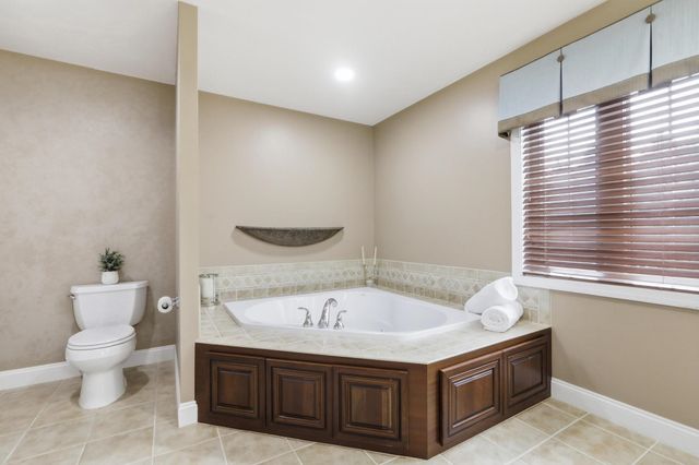 15 Northland Road, Windham, NH 03087