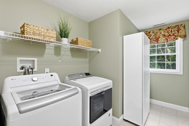 15 Northland Road, Windham, NH 03087
