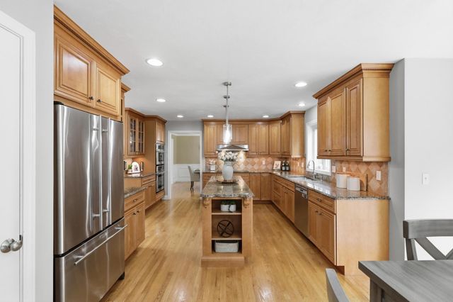 15 Northland Road, Windham, NH 03087