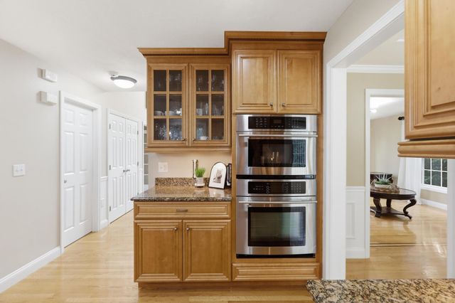 15 Northland Road, Windham, NH 03087