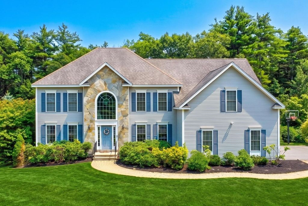 15 Northland Road, Windham, NH 03087