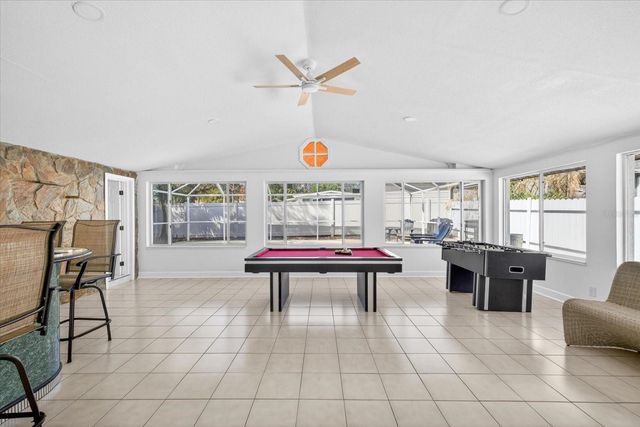 8902 N HAMNER AVENUE, Tampa, FL 33604