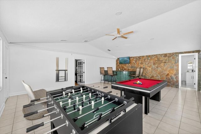 8902 N HAMNER AVENUE, Tampa, FL 33604