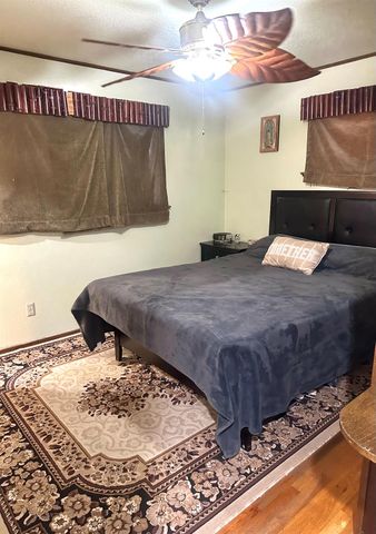 2313 Thomas St, Ceres, CA 95307