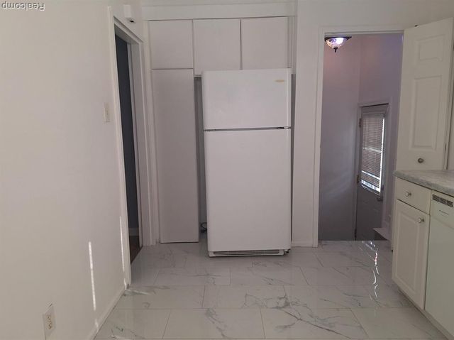 7972 Hipp Street, Taylor, MI 48180