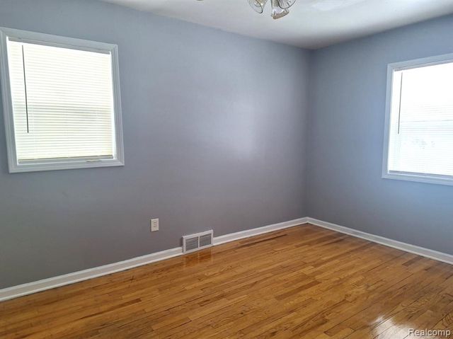 7972 Hipp Street, Taylor, MI 48180