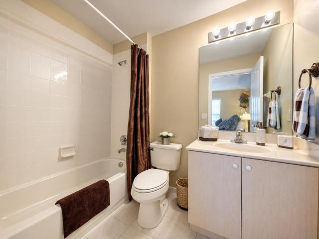 211 River Bluff Lane, Royal Palm Beach, FL 33411