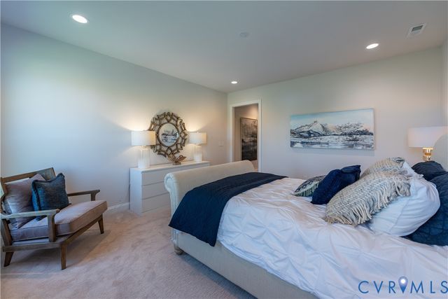 8693 Hope Farm Ln, Mechanicsville, VA 23111