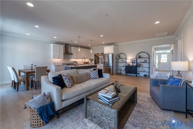 8693 Hope Farm Ln, Mechanicsville, VA 23111